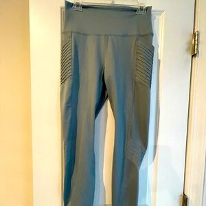 RBX SZ LG Gray like new leggings